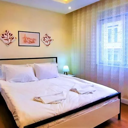 Furnished Flat Near Beaches In Muratpasa アンタルヤ